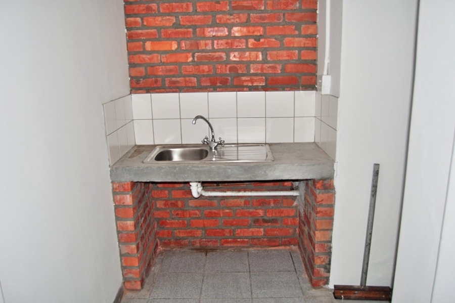 To Let commercial Property for Rent in Maitland Western Cape